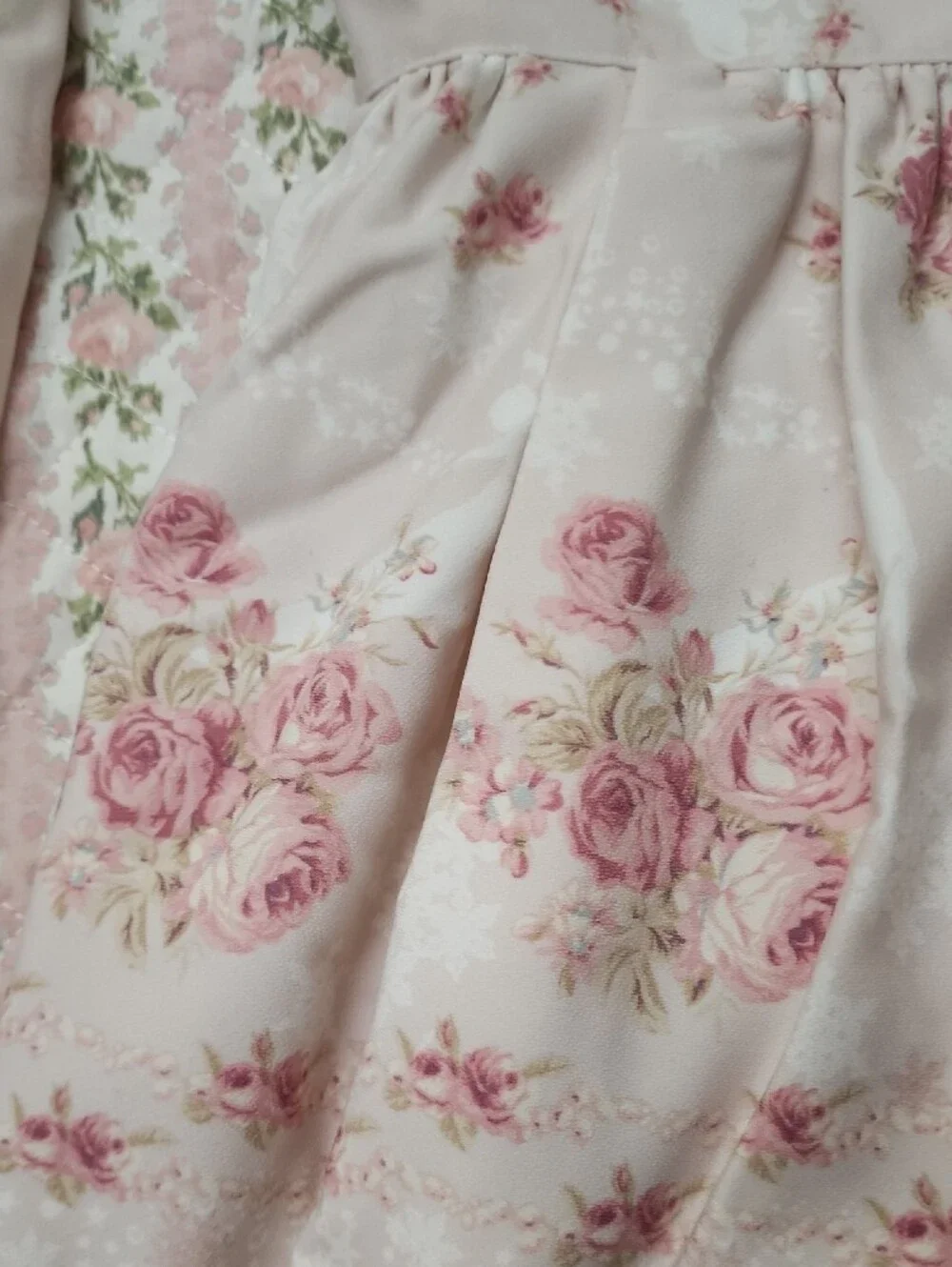 NWT LIZ LISA 🎀 Pink Floral Ruffled Peplum Top